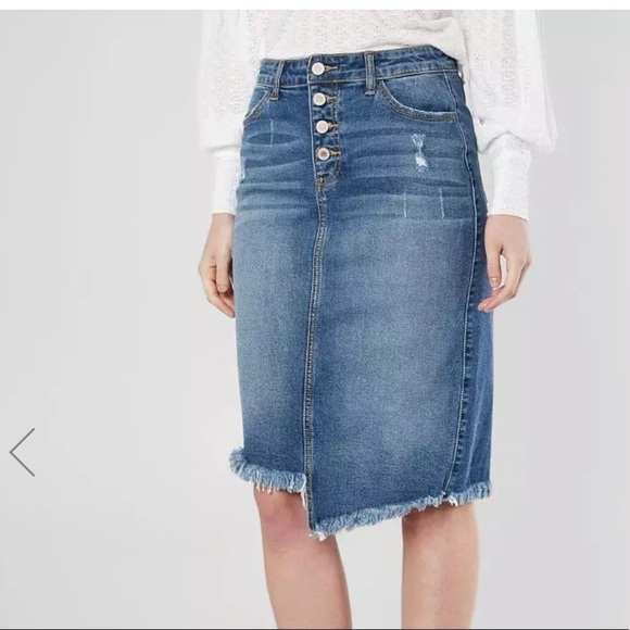 KanCan skirt size XS. (24 waist) - Picture 3 of 12